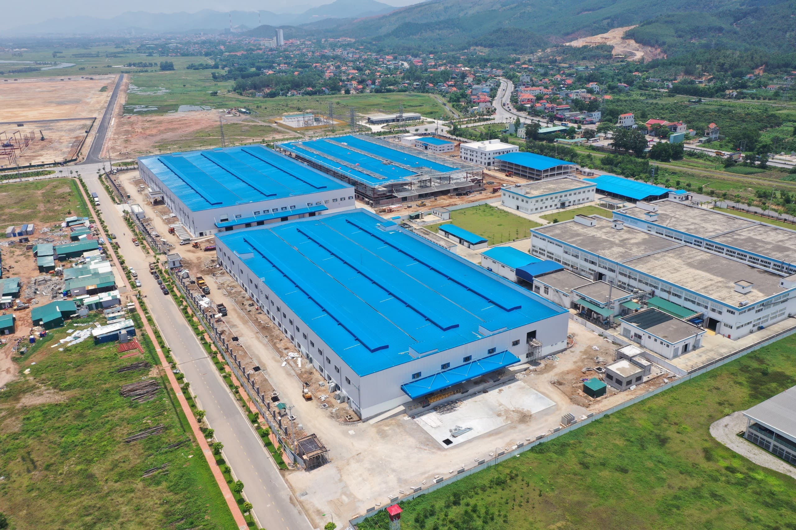 Lắp đặt kích sóng điện thoại tại TCL Tonly Việt Nam - KCN Đông Mai, Quảng Ninh